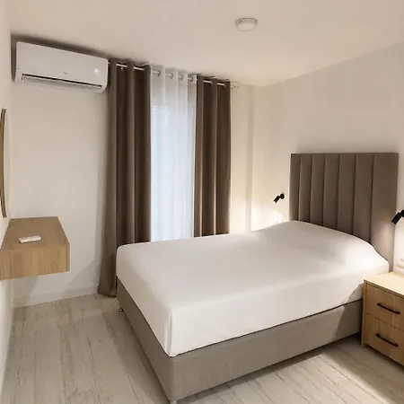 Cozy In The Heart Of Old Town 1 Apartment
